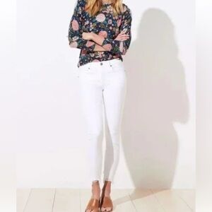 Loft Skinny Crop Jeans Chewed Hem size 28/6 Sale!